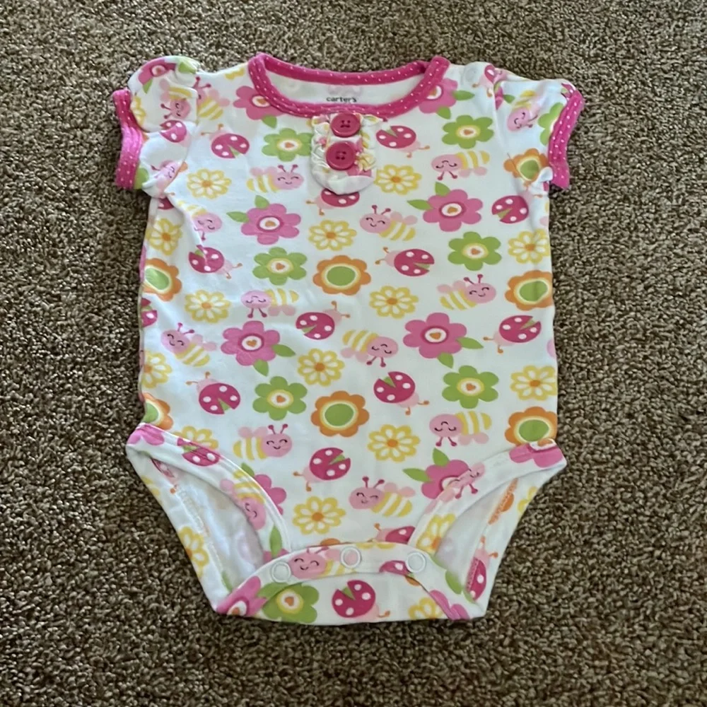 Carter’s floral one piece 6M